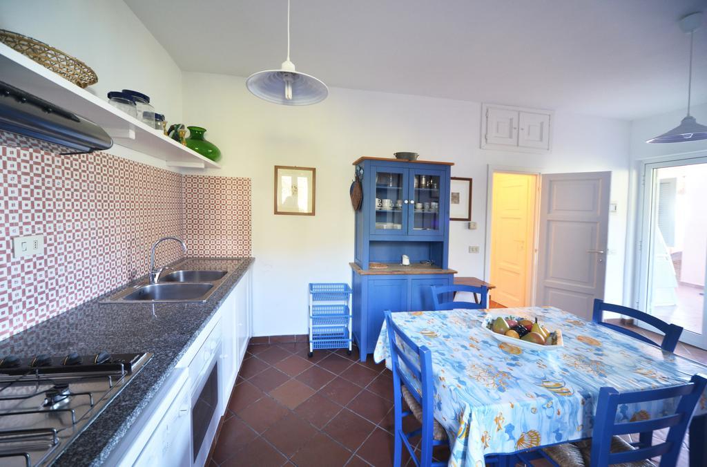 Casa Rosa Di Cavoli Seccheto Exterior foto